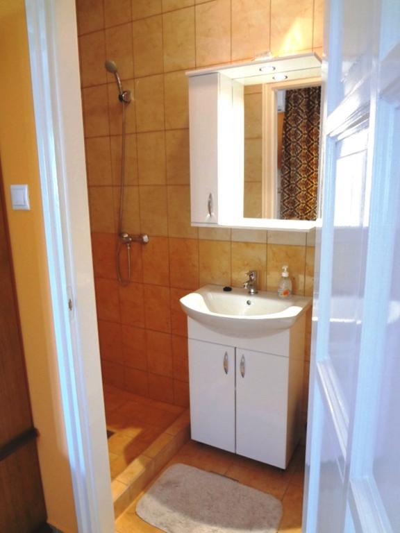 Horvath Apartmanhaz Орошхаза Экстерьер фото
