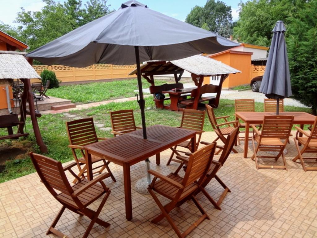 Horvath Apartmanhaz Орошхаза Экстерьер фото