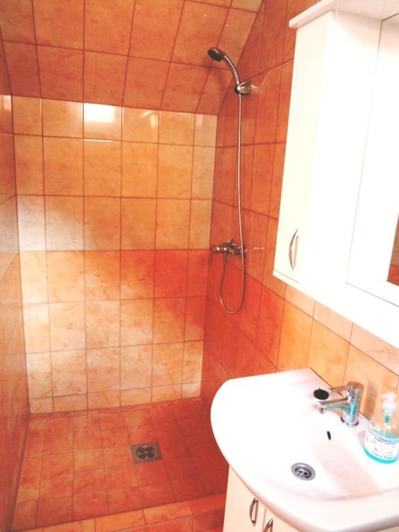 Horvath Apartmanhaz Орошхаза Экстерьер фото