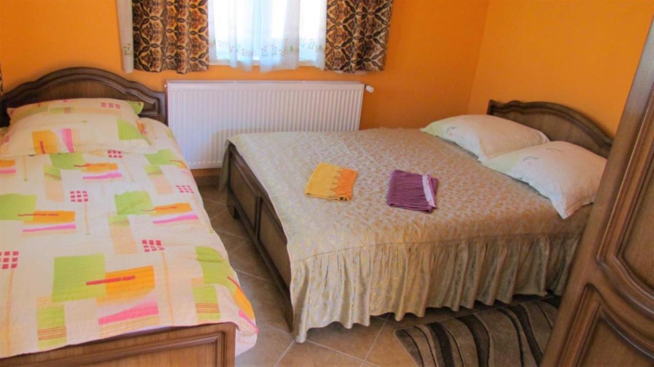 Horvath Apartmanhaz Орошхаза Экстерьер фото