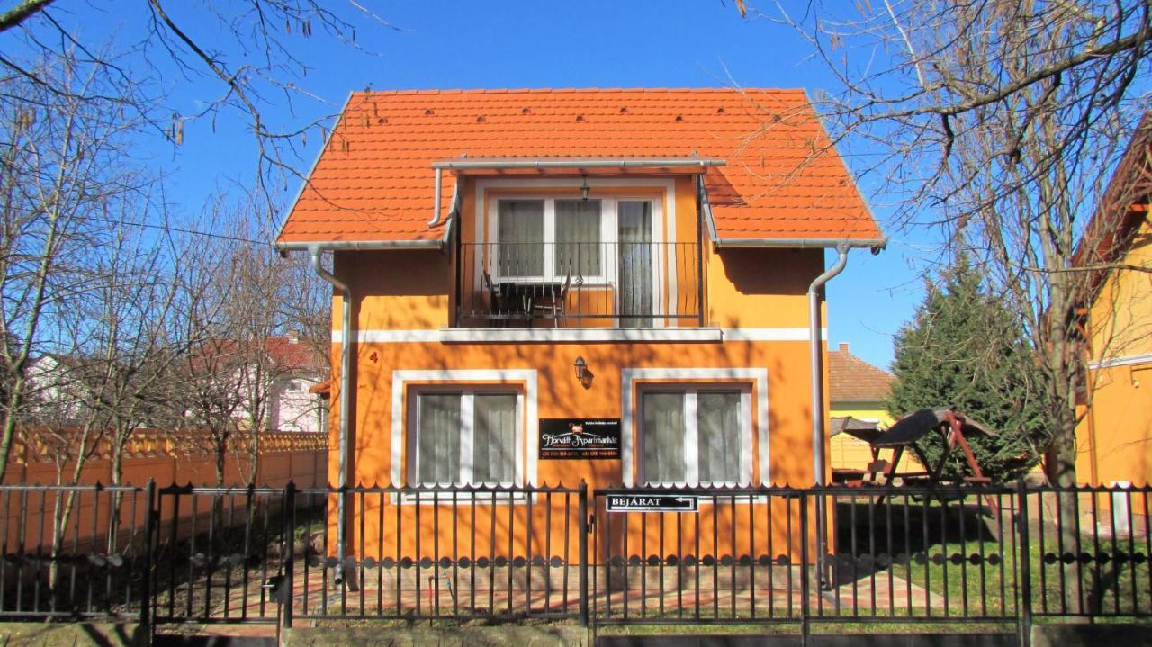 Horvath Apartmanhaz Орошхаза Экстерьер фото